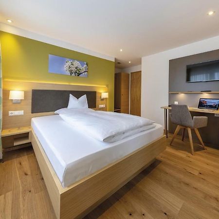 Gasthof - Hotel Zum Ochsen Gmbh Berghulen Εξωτερικό φωτογραφία