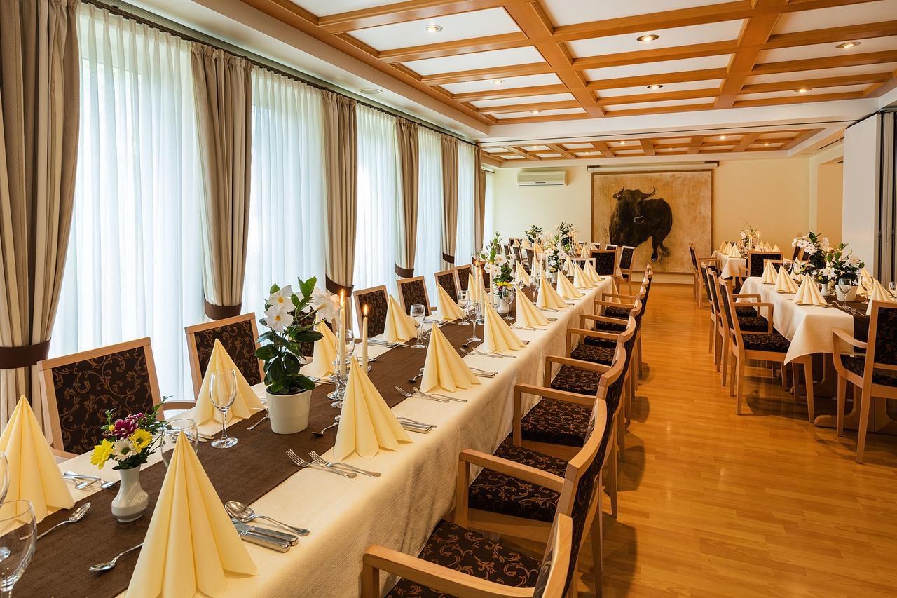Gasthof - Hotel Zum Ochsen Gmbh Berghulen Εξωτερικό φωτογραφία